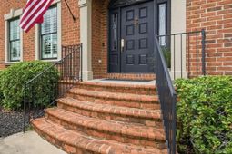 326 Waters Edge Court  photo 4