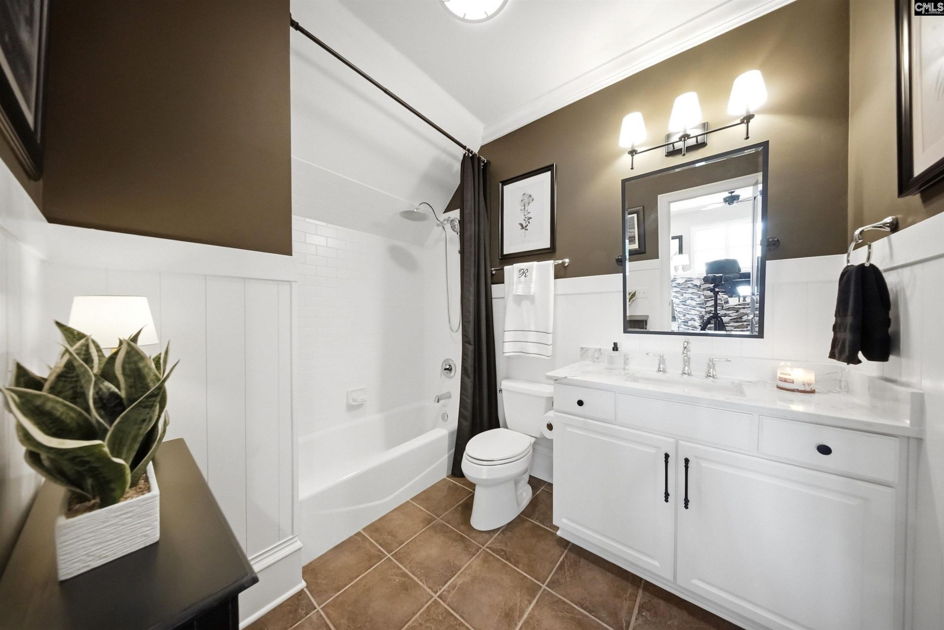 326 Waters Edge Court  Photo 40