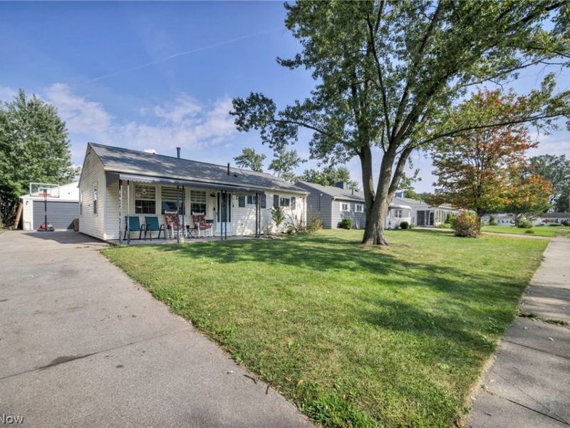 4307 Talbot Lane, Lorain, OH 44055 Photo 2