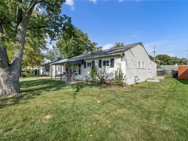 4307 Talbot Lane, Lorain, OH 44055 Photo 4