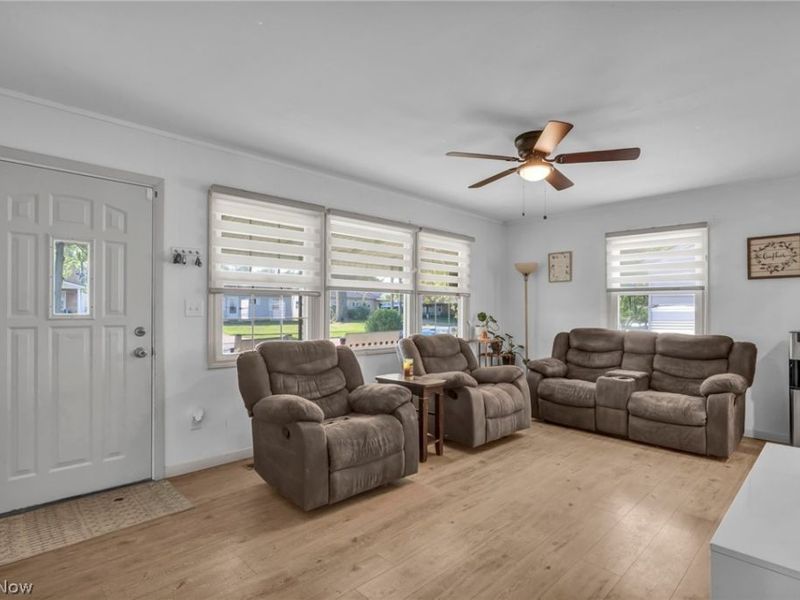 4307 Talbot Lane, Lorain, OH 44055 Photo 5