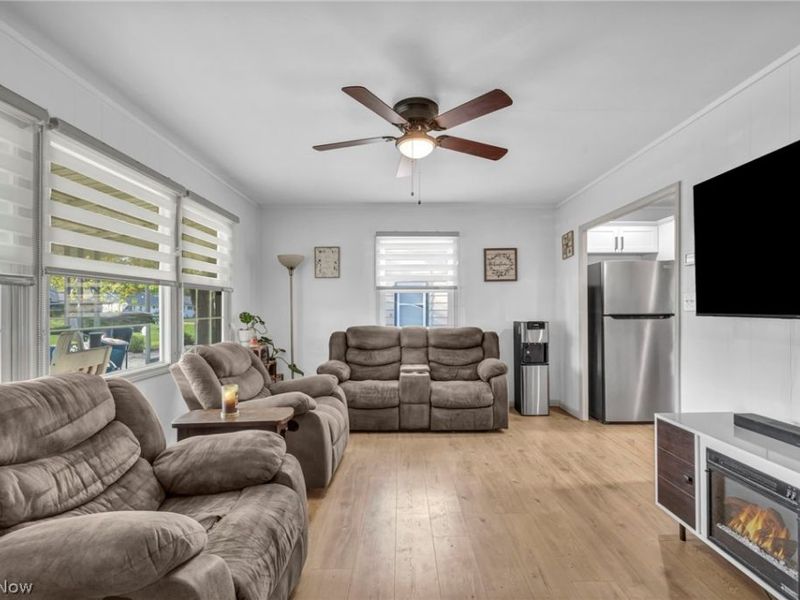 4307 Talbot Lane, Lorain, OH 44055 Photo 6