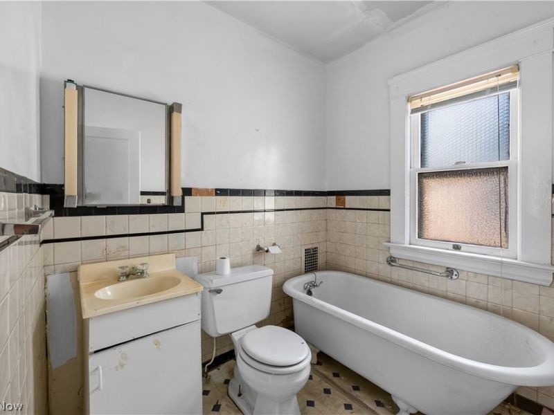 2768 E 124th Street, Cleveland, OH 44120 Photo 11