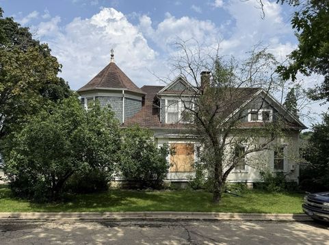 Main Photo