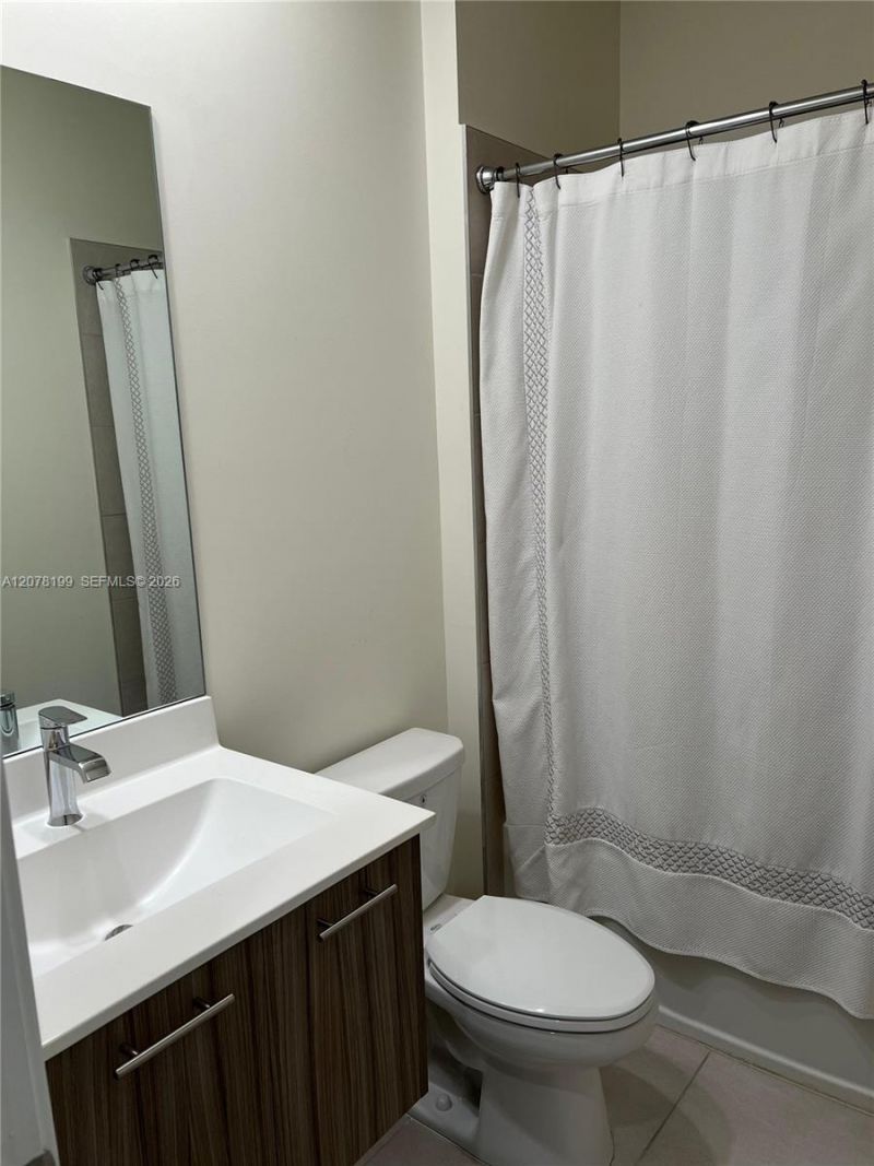 6421 NW 102nd Path, Unit 101, Doral, FL 33178 Photo