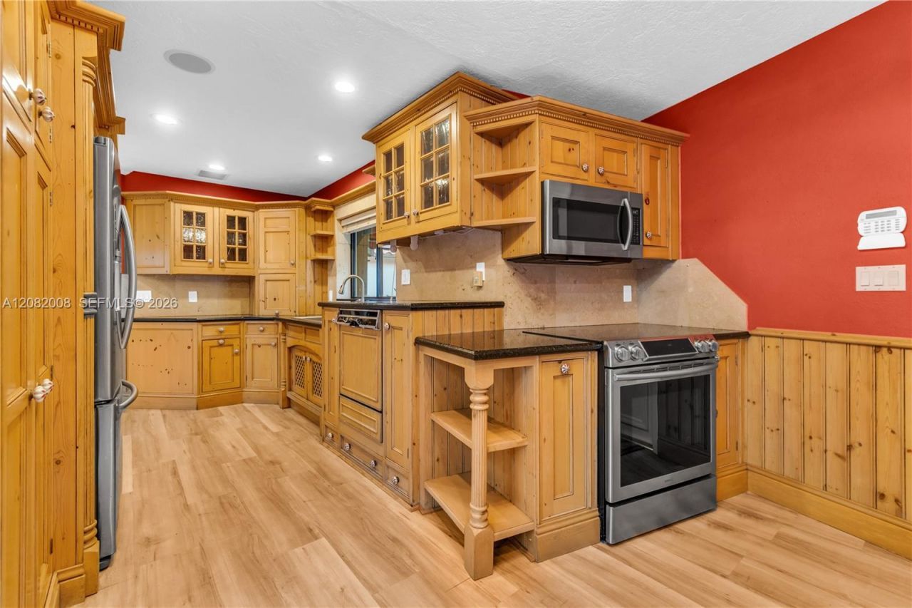 2533 NE 35th Dr, Fort Lauderdale, FL 33308 Photo