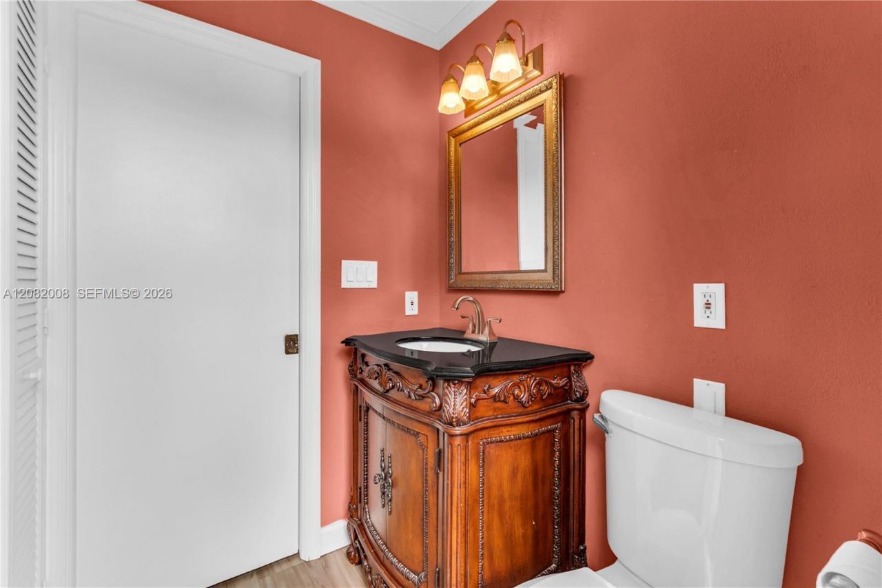 2533 NE 35th Dr, Fort Lauderdale, FL 33308 Photo