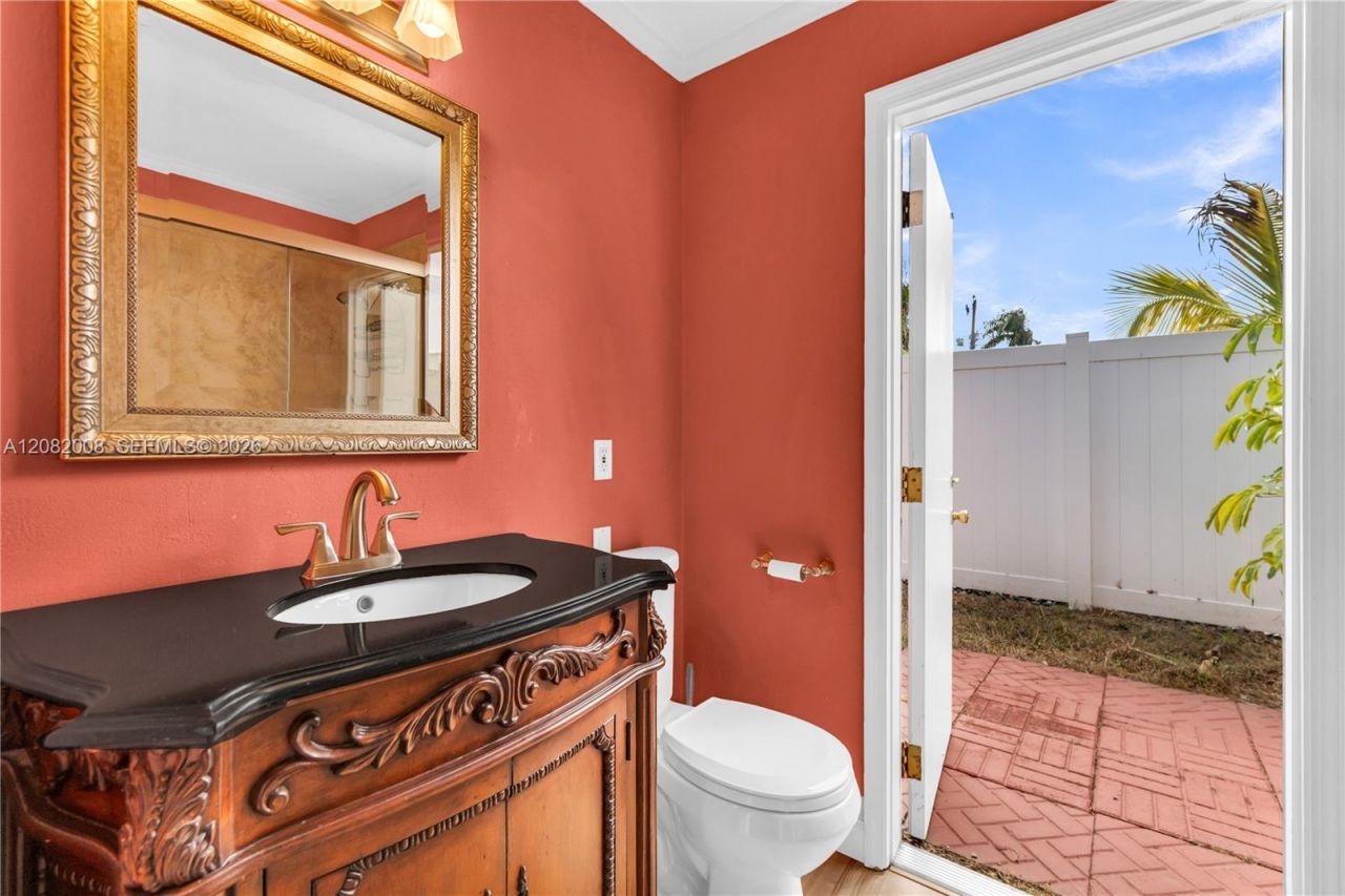 2533 NE 35th Dr, Fort Lauderdale, FL 33308 Photo