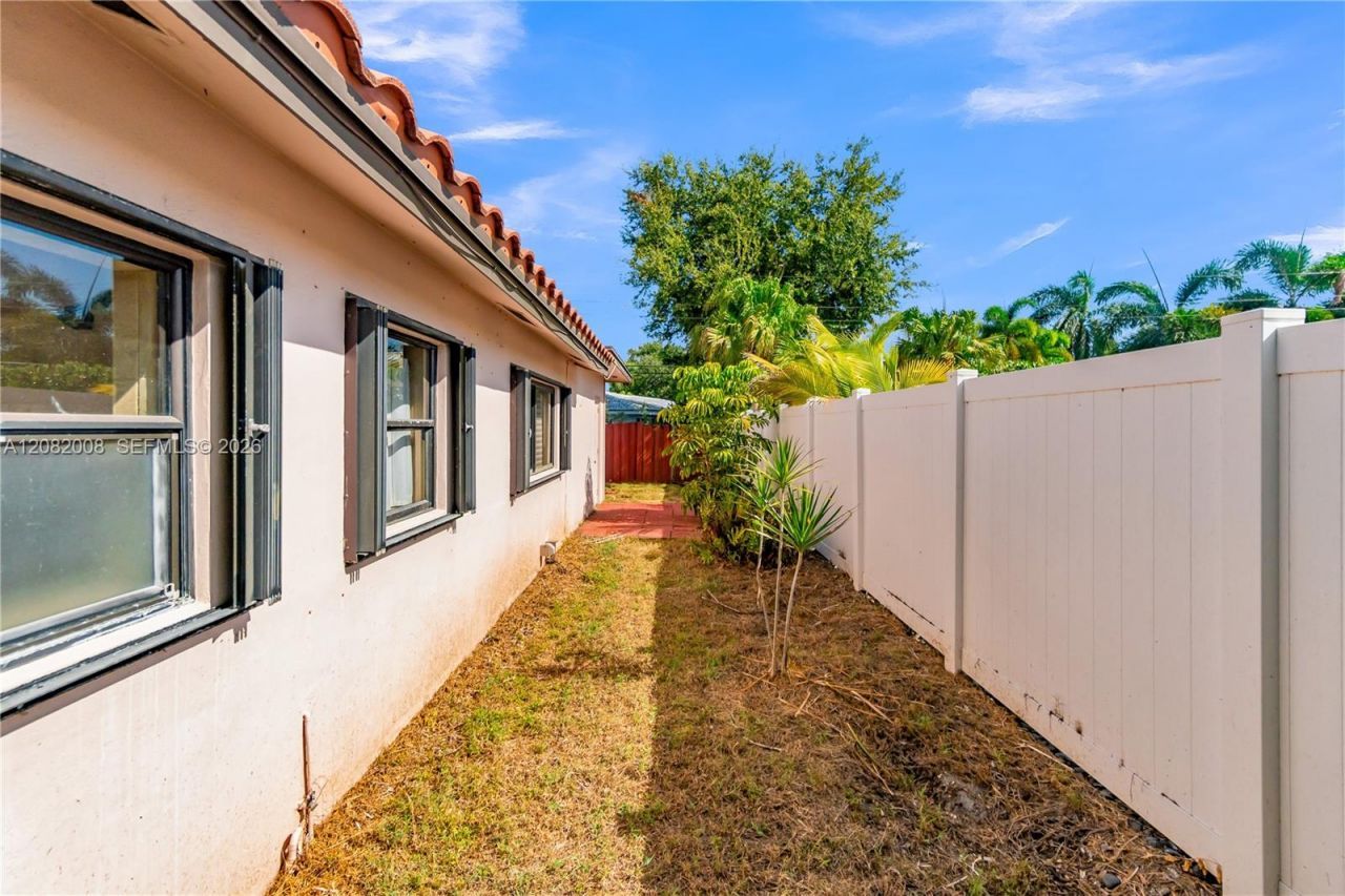2533 NE 35th Dr, Fort Lauderdale, FL 33308 Photo