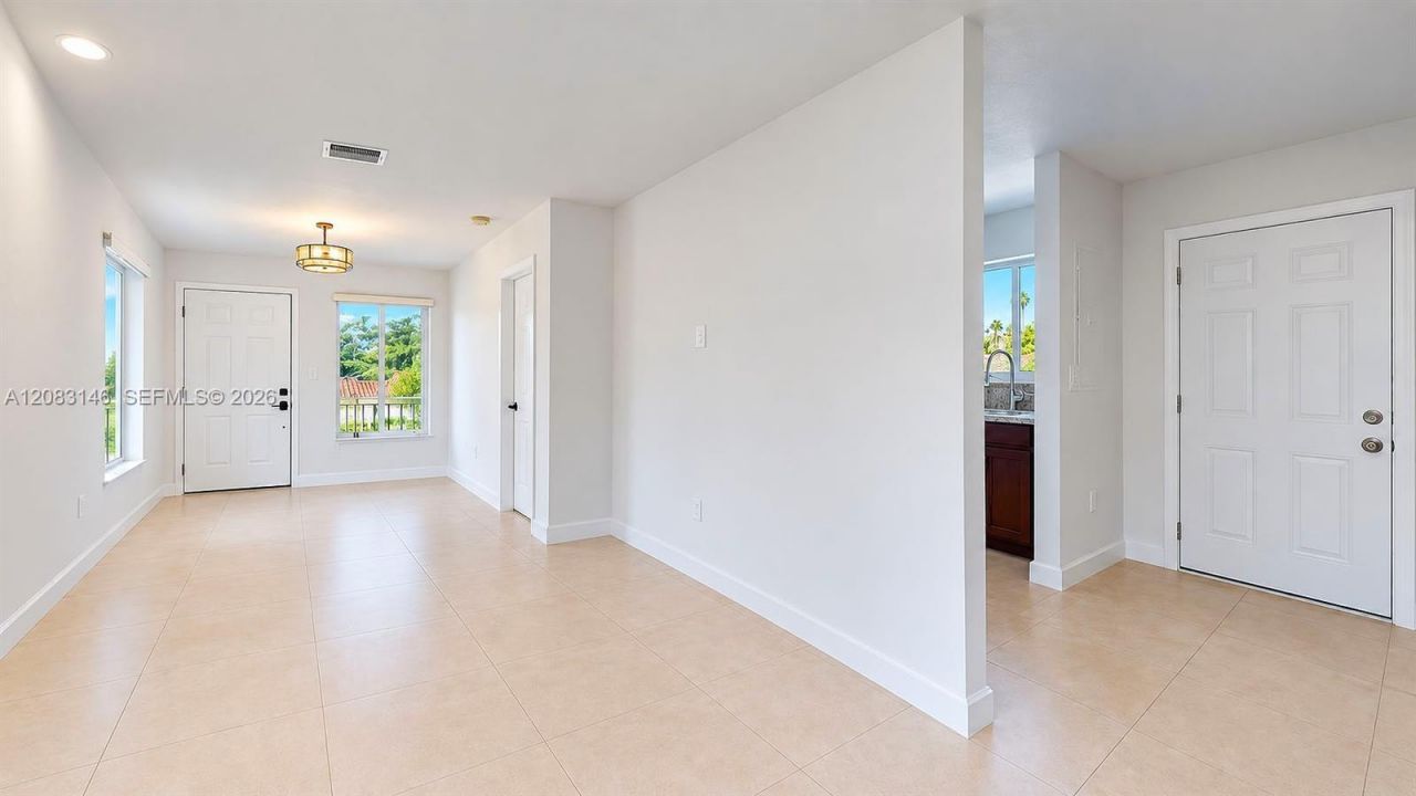 3558 SW 26th St , Unit 3558, Miami, FL 33133 Photo