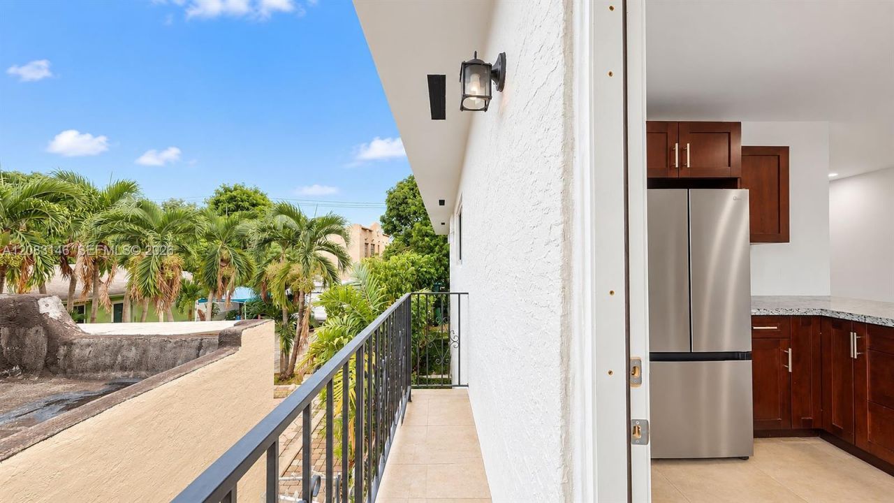 3558 SW 26th St , Unit 3558, Miami, FL 33133 Photo