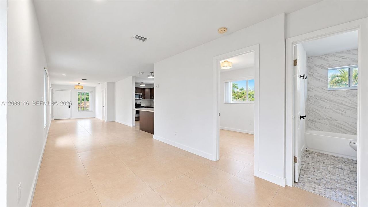 3558 SW 26th St , Unit 3558, Miami, FL 33133 Photo