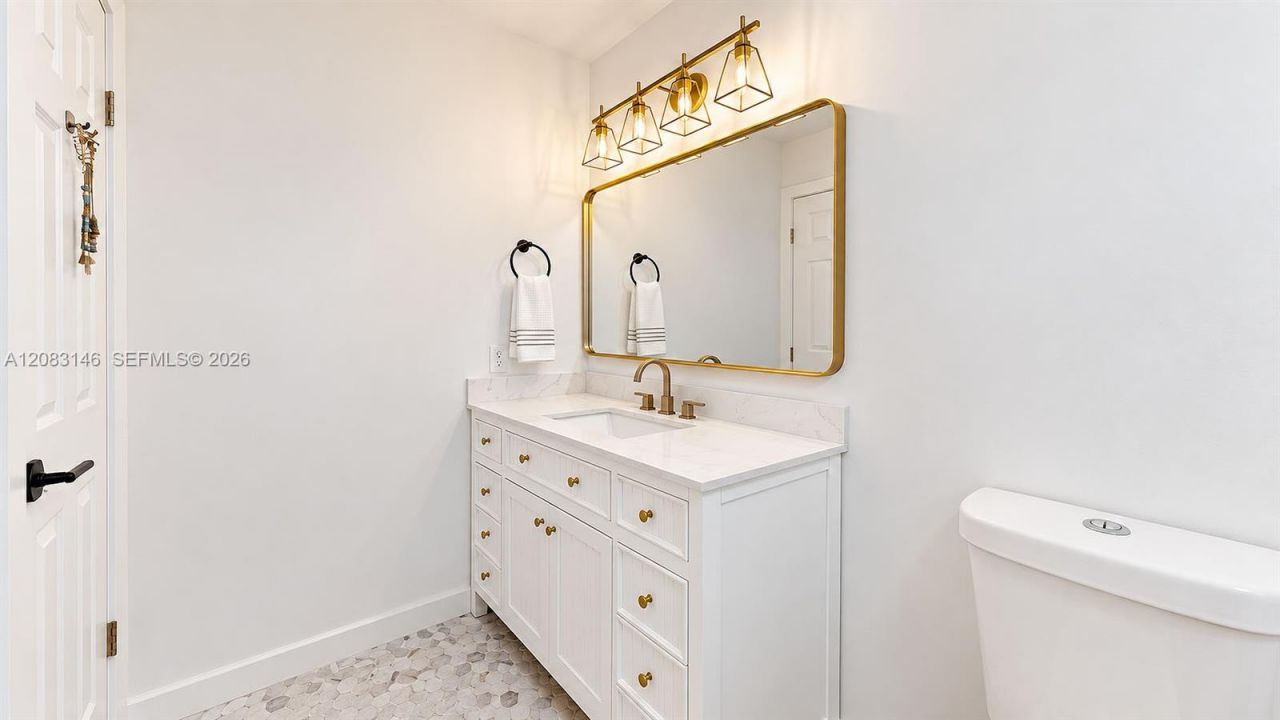3558 SW 26th St , Unit 3558, Miami, FL 33133 Photo