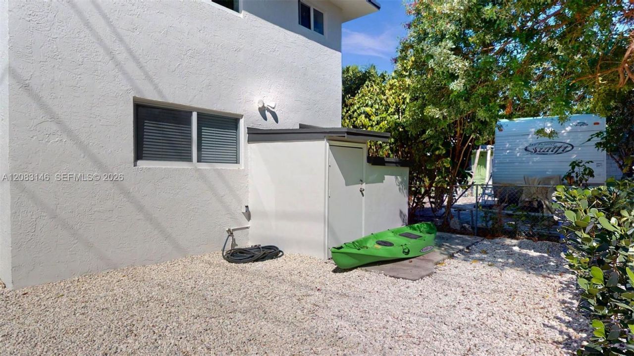 3558 SW 26th St , Unit 3558, Miami, FL 33133 Photo
