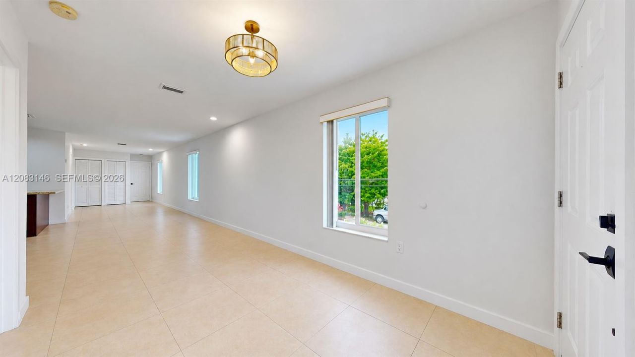3558 SW 26th St , Unit 3558, Miami, FL 33133 Photo