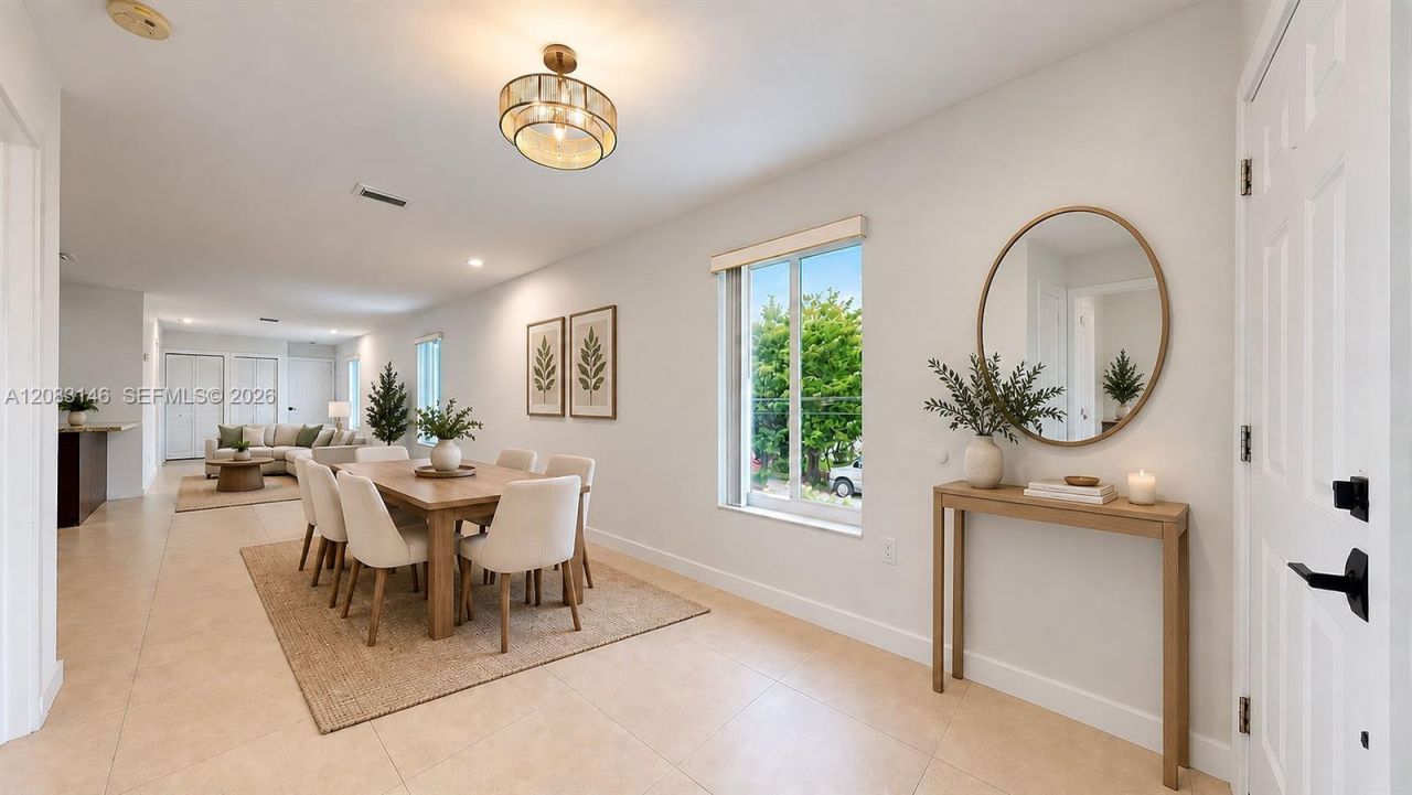 3558 SW 26th St , Unit 3558, Miami, FL 33133 Photo