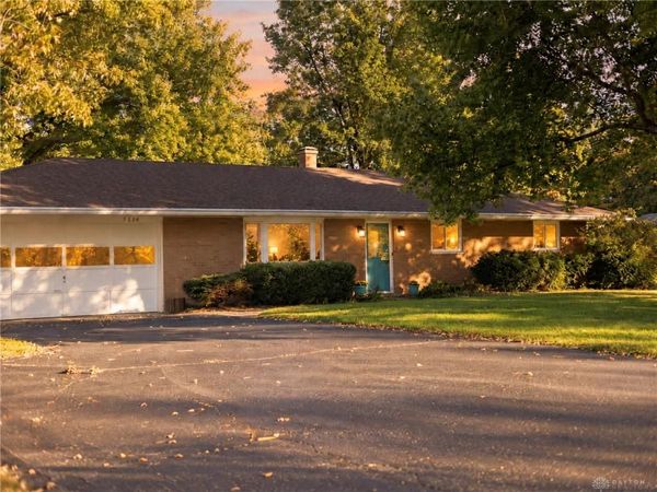 9836 Washington Church Road, Washington TWP, OH 45342