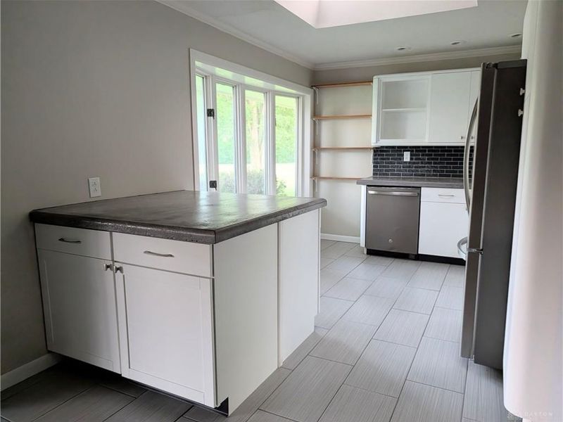 9836 Washington Church Road, Washington Township, OH 45342 Photo 11