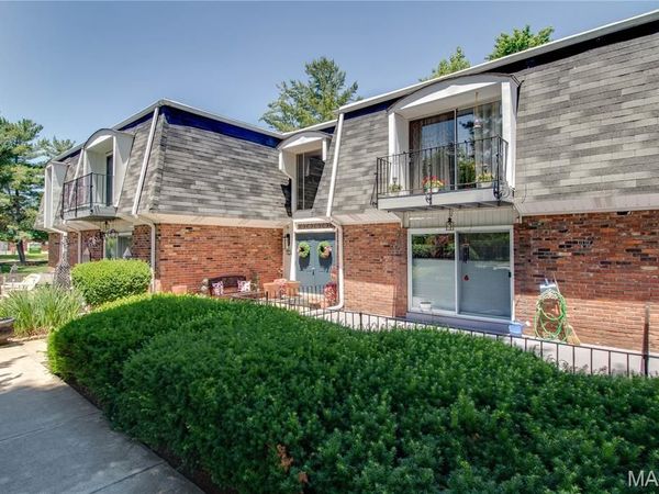 1916 W Delmar Avenue , Unit A, Godfrey, IL 62035
