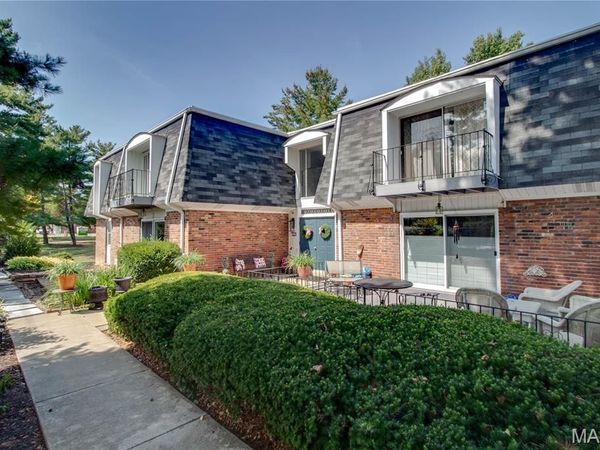 1916 W Delmar Avenue , Unit A, Godfrey, IL 62035