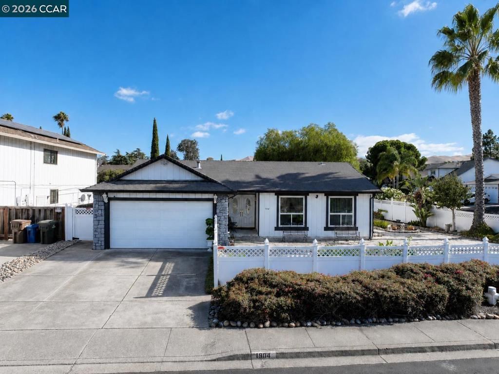 1904 Calaveras Dr, Bay Point, CA 94565 Main Photo