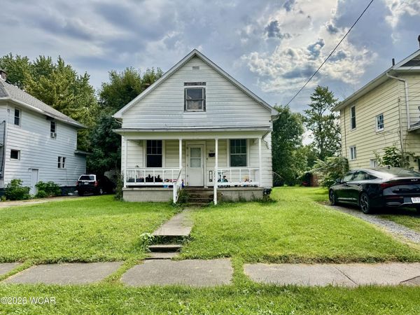 854 N Elizabeth Street, Lima, OH 45801