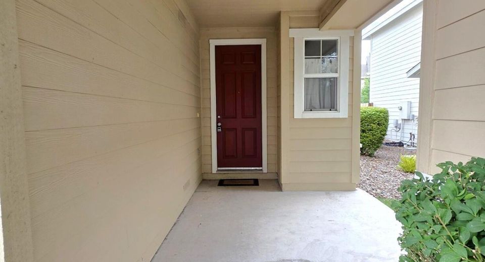9229 Lone Wolf Circle, Reno, NV 89506 Photo