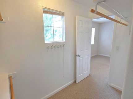 9229 Lone Wolf Circle, Reno, NV 89506 Photo