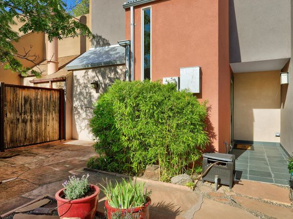 5439 6th Street NW, Albuquerque, NM 87107