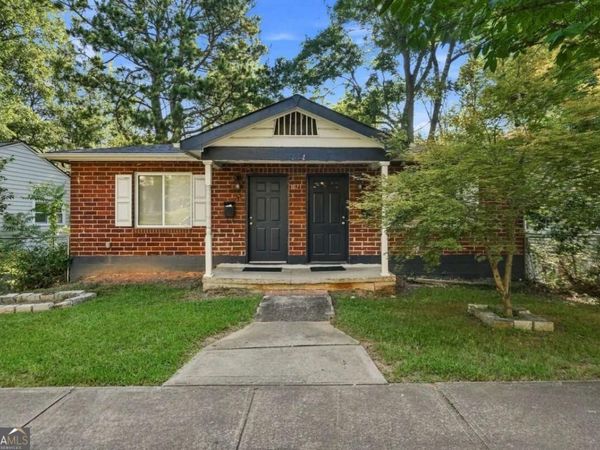 1071 Center Street NW, Atlanta, GA 30318