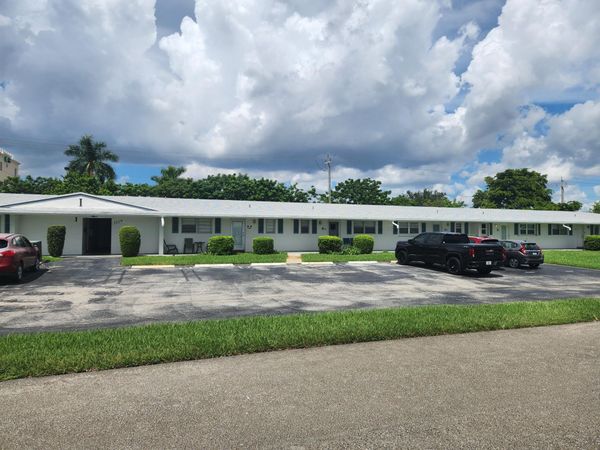 1119 Lake Terrace, Unit 115, Boynton Beach, FL 33426