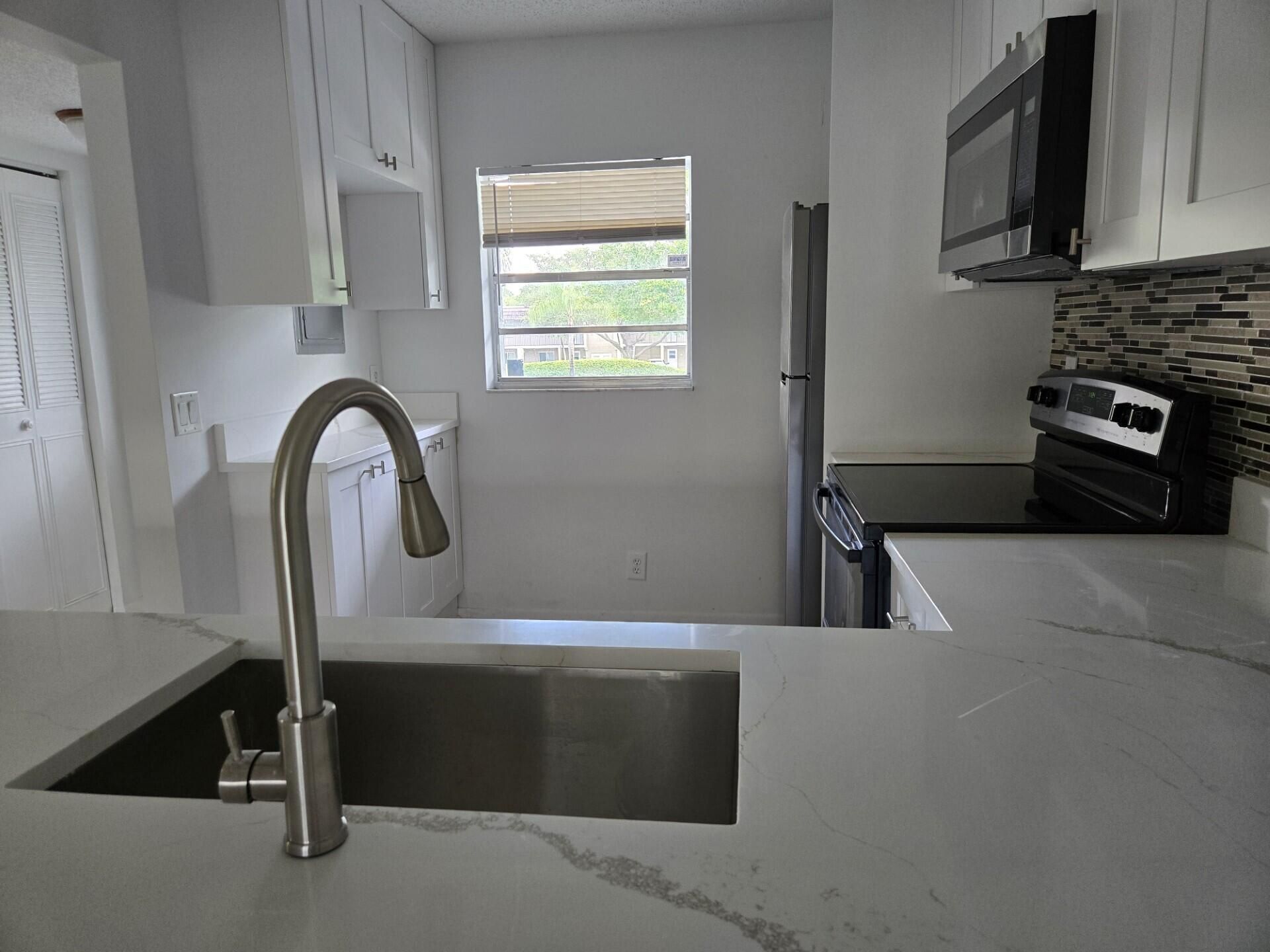 2700 Casita Way, Unit 2140, Delray Beach, FL 33445 Photo