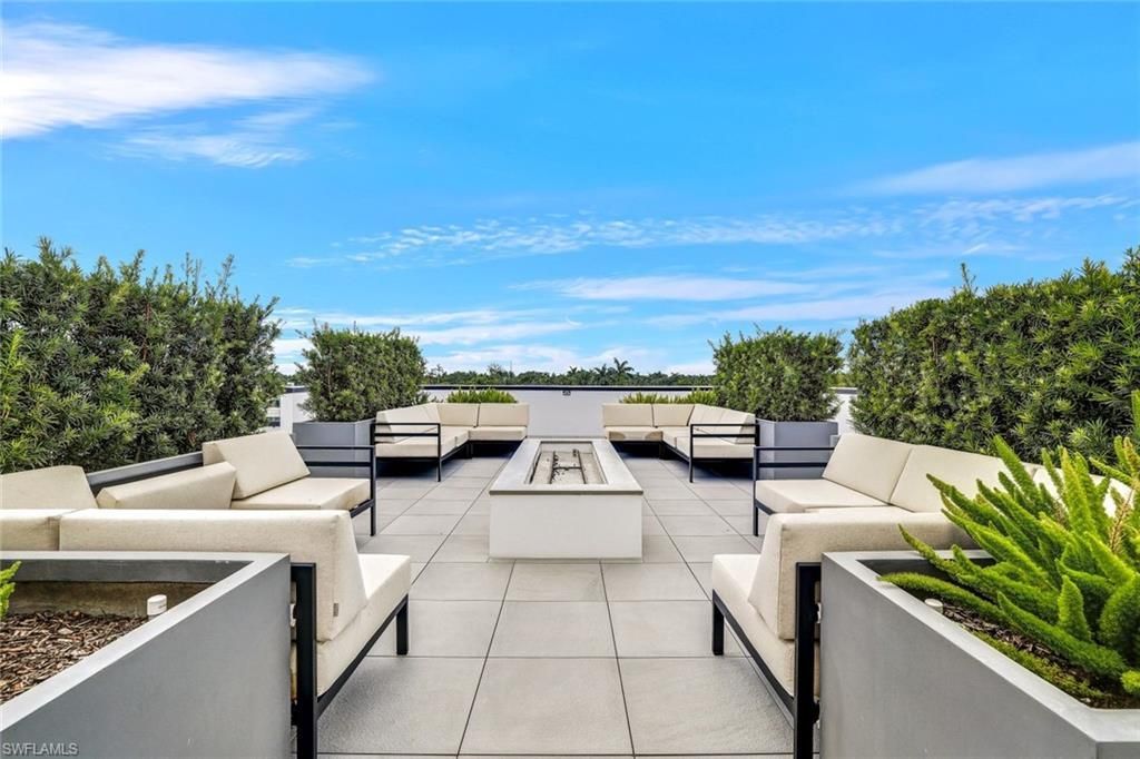 850 Central Ave , Unit 207, Naples, FL 34102 Photo