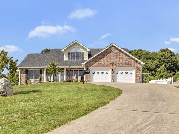 2514 Cherokee Road, Johnson City, TN 37604