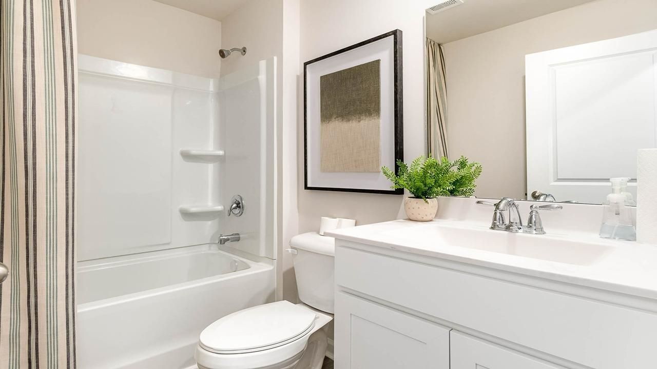 649 Strawberry Field Way  Photo 23