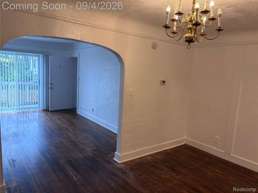 384 N Perry, Unit 4, Pontiac, Mi 48342