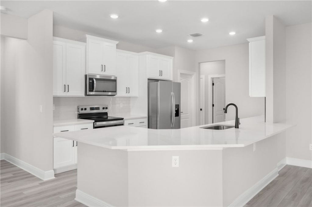 8046 99th Court , Vero Beach, FL 32967 Photo