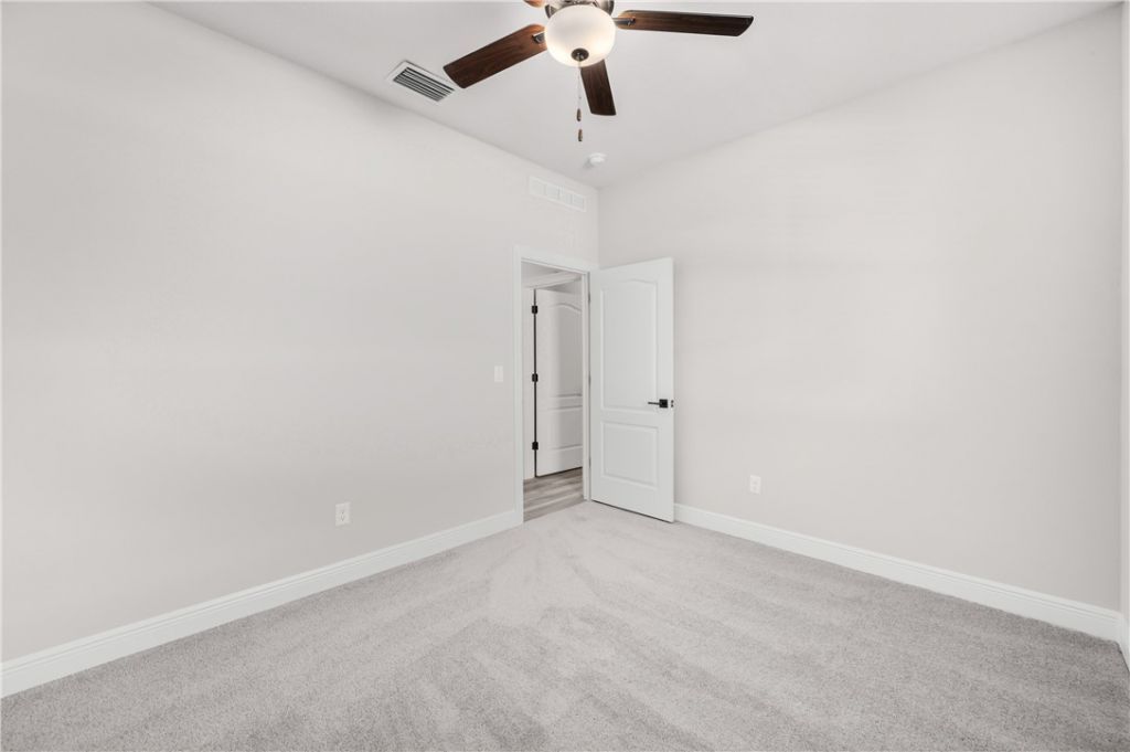 8046 99th Court , Vero Beach, FL 32967 Photo