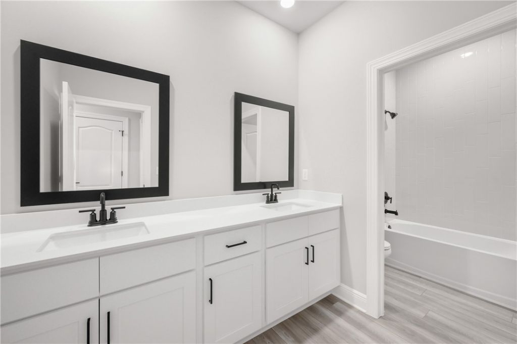 8046 99th Court , Vero Beach, FL 32967 Photo