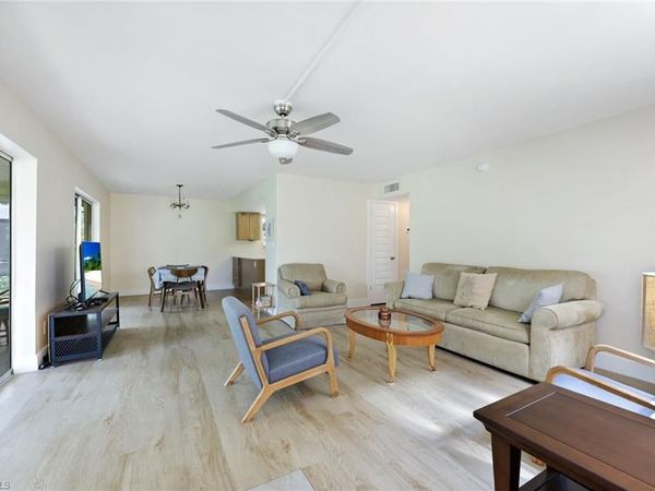 1549 Sandpiper ST , Unit 35, NAPLES, FL 34102