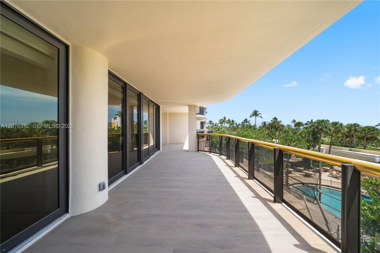 9999 Collins Ave, Unit 3F, Bal Harbour, FL 33154 Photo