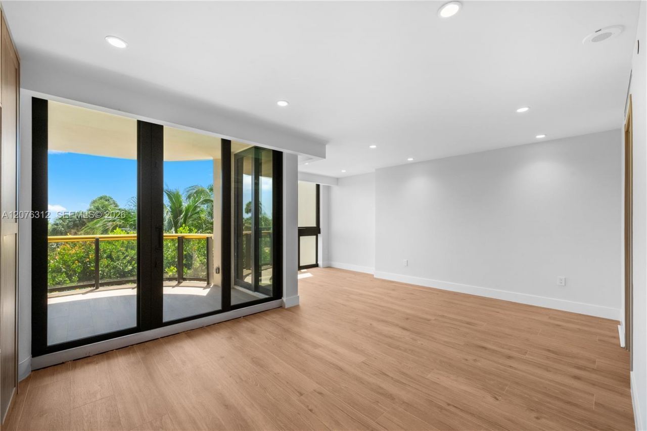 9999 Collins Ave, Unit 3F, Bal Harbour, FL 33154 Photo