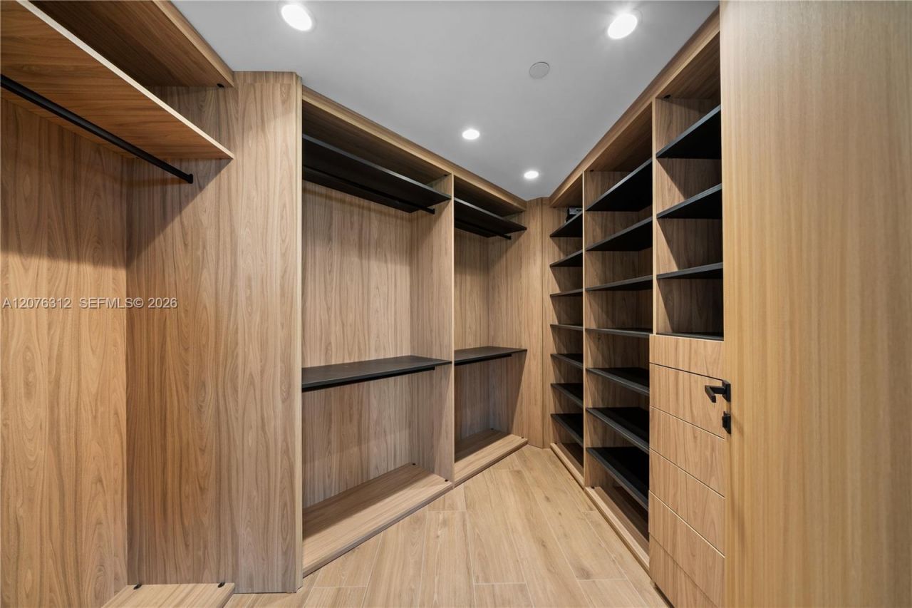 9999 Collins Ave, Unit 3F, Bal Harbour, FL 33154 Photo