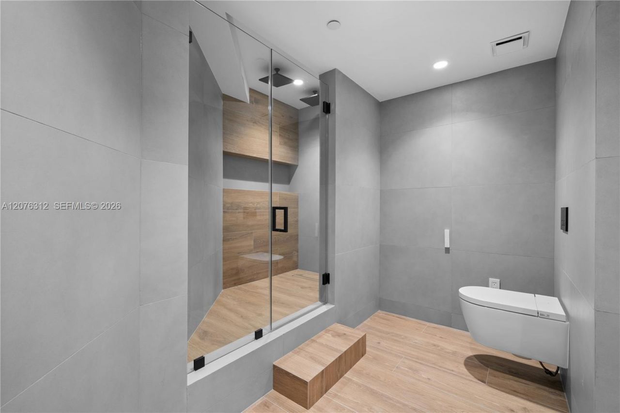 9999 Collins Ave, Unit 3F, Bal Harbour, FL 33154 Photo