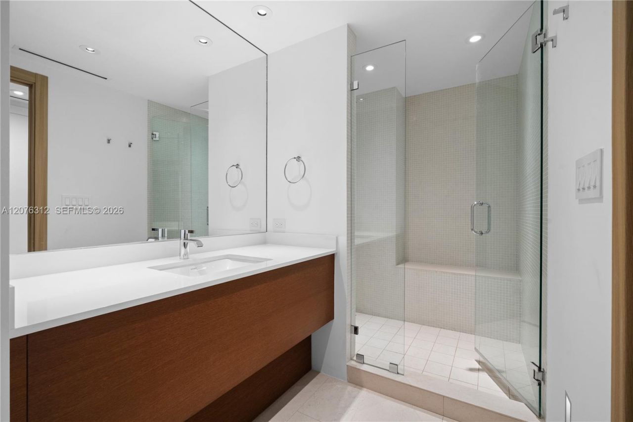 9999 Collins Ave, Unit 3F, Bal Harbour, FL 33154 Photo