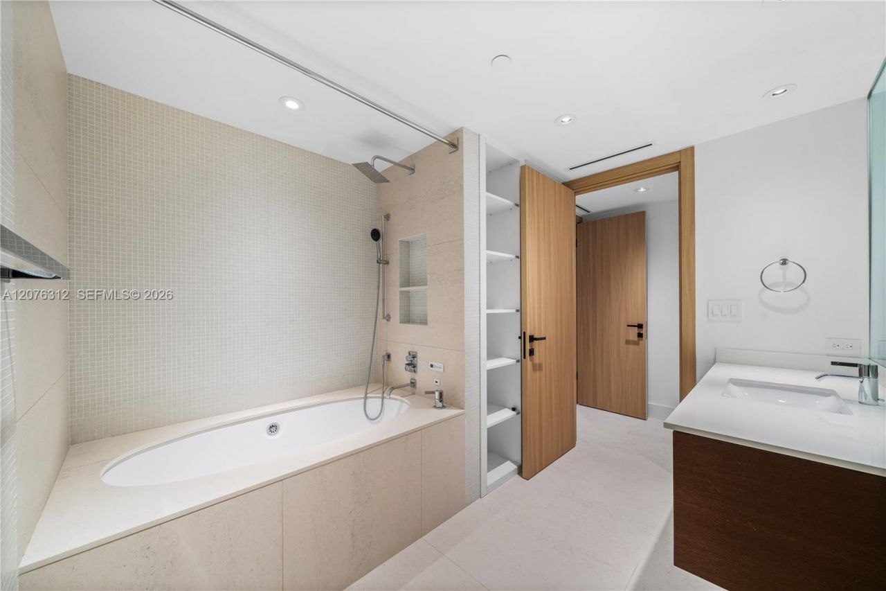 9999 Collins Ave, Unit 3F, Bal Harbour, FL 33154 Photo