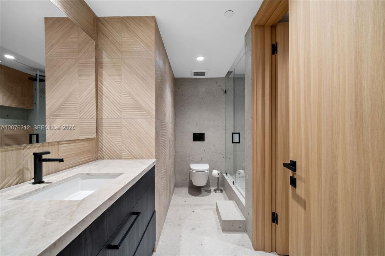 9999 Collins Ave, Unit 3F, Bal Harbour, FL 33154 Photo