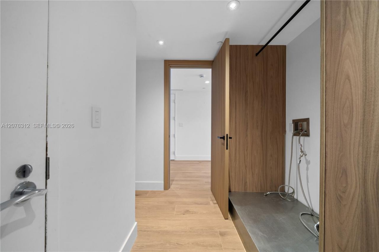 9999 Collins Ave, Unit 3F, Bal Harbour, FL 33154 Photo