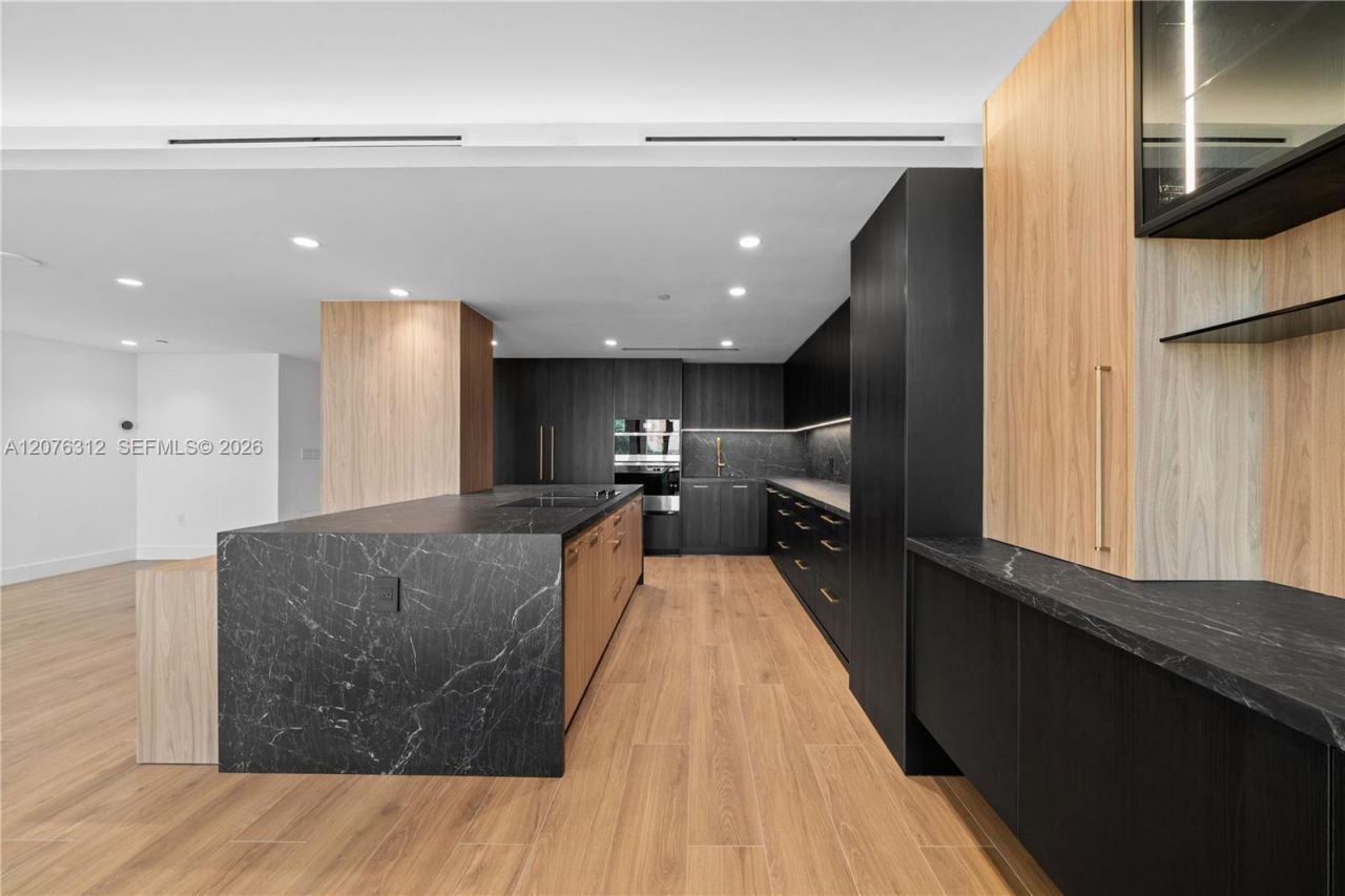 9999 Collins Ave, Unit 3F, Bal Harbour, FL 33154 Photo