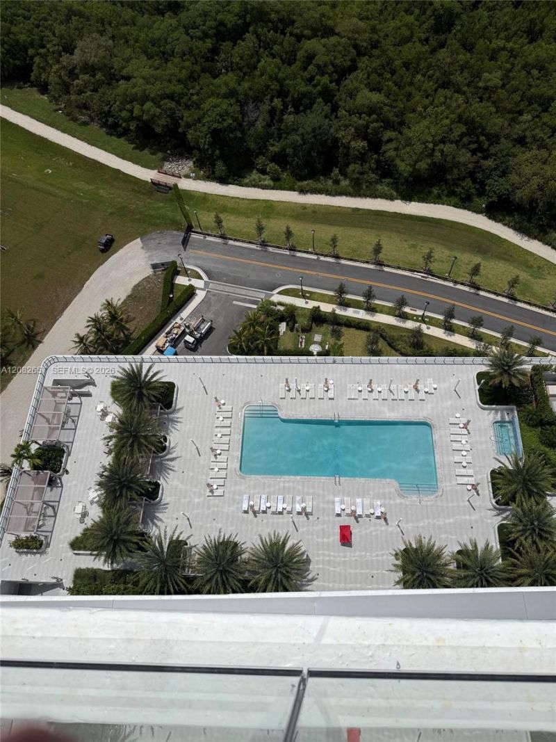 2411 Laguna Circle , Unit 2703, North Miami, FL 33181 Photo